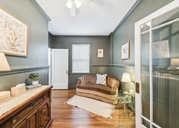 Hottub, Pool Table, Bball, Pets, Firepit, Sleeps 8